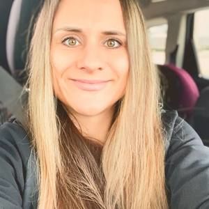 Meet your Posher, Lana